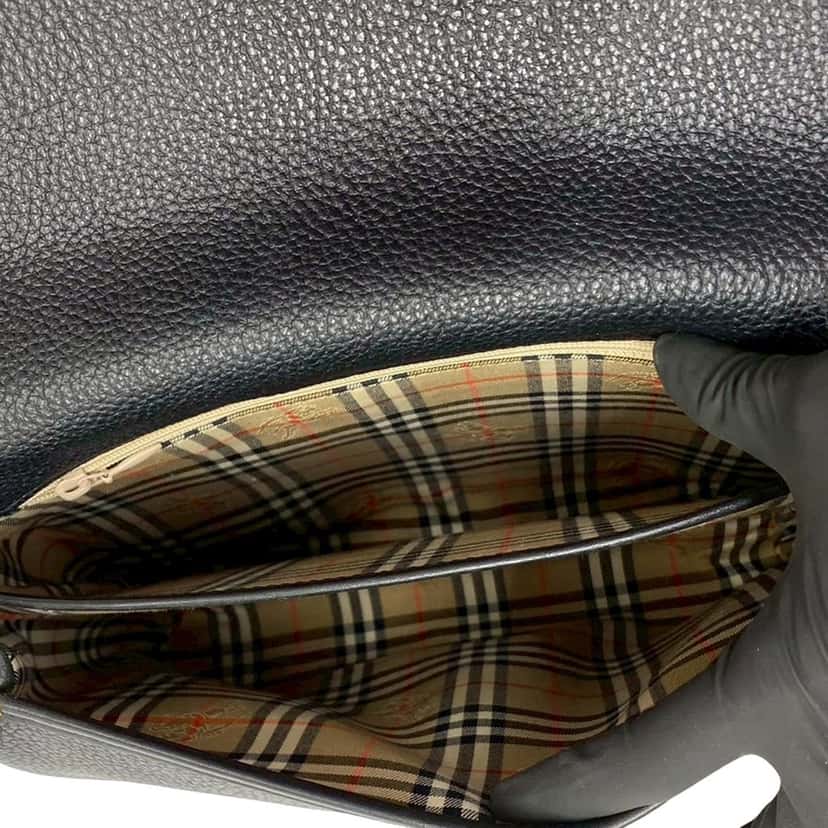 Burberry Leather Crossbody Black Leather Very good condition - Box View