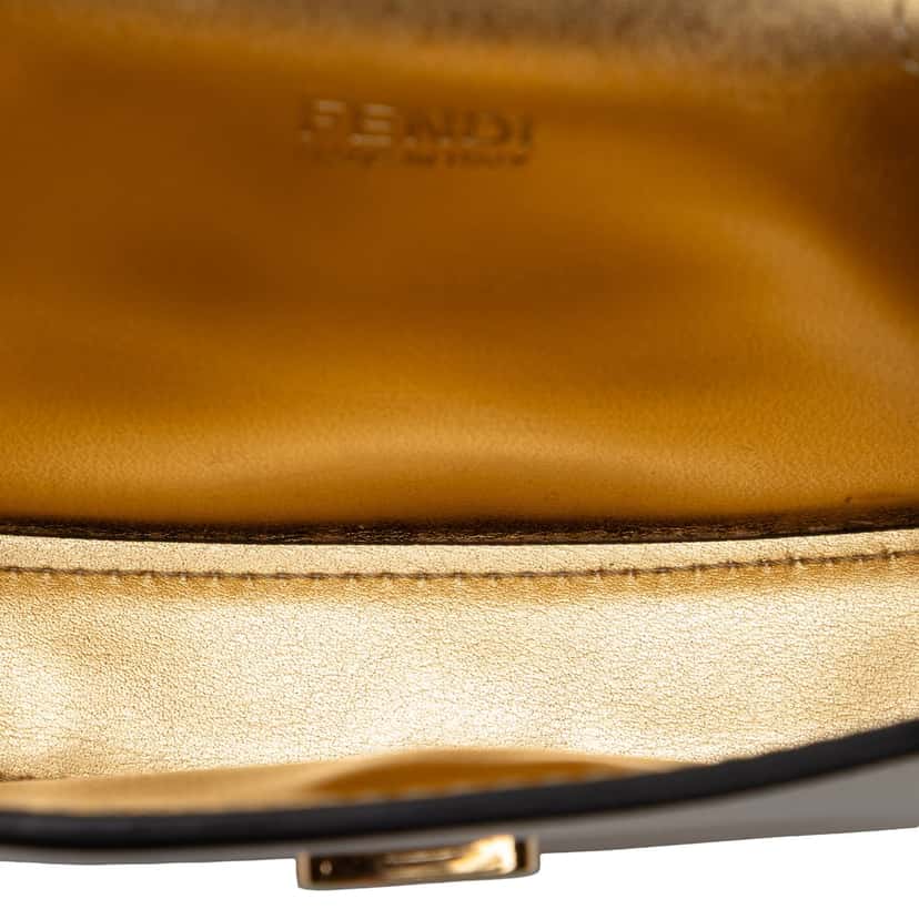 Fendi Mini Leather Cookie Hobo White Leather Very good condition - Model View