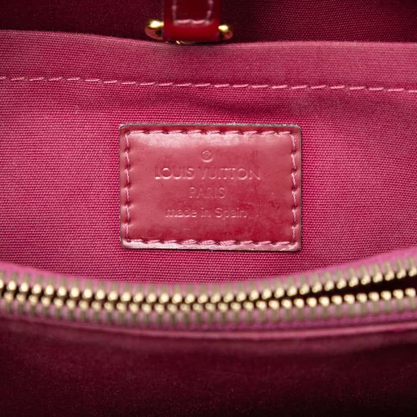 Louis Vuitton Monogram Vernis Montaigne BB Pink Leather Never worn, with tag - Box View