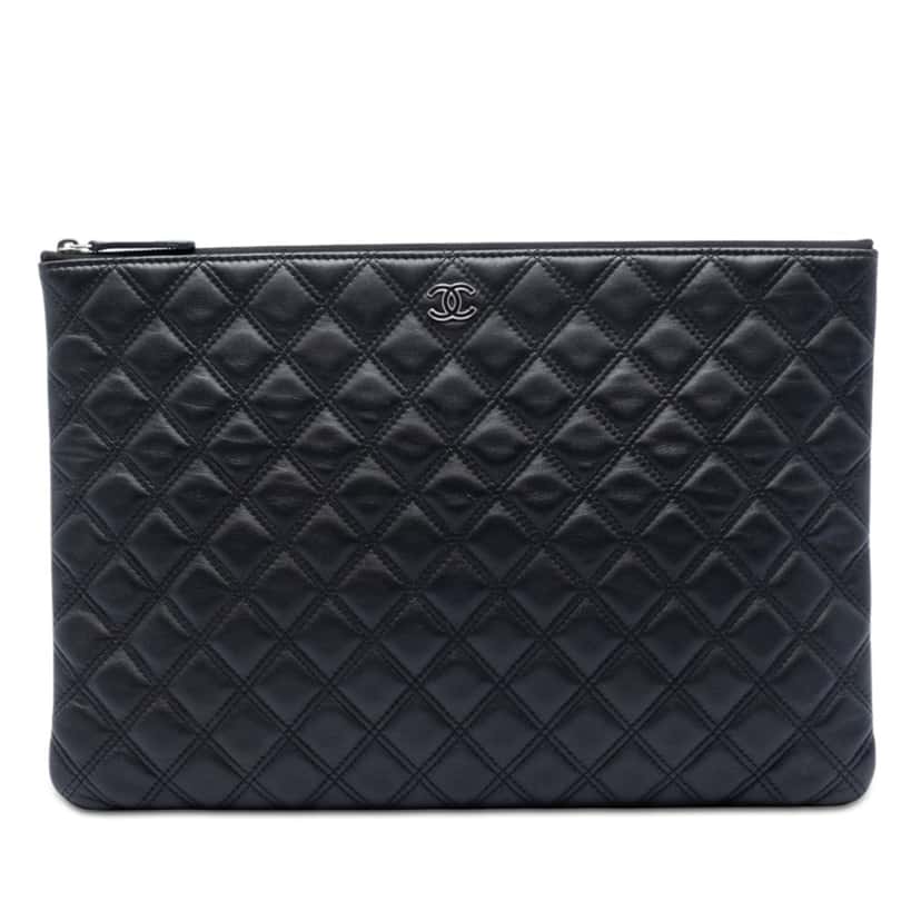 Chanel Large Quilted Lambskin Double Stitch O Case Clutch Black Leather Very good condition - Front View