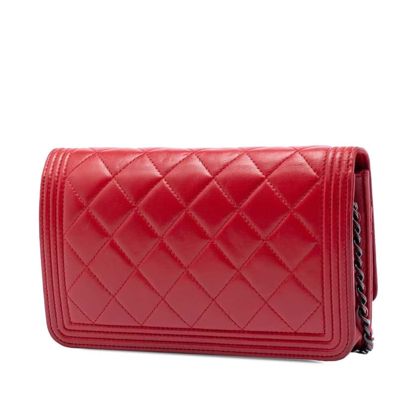 Chanel Quilted Lambskin Boy Wallet On Chain Red Leather Very good condition - Back View