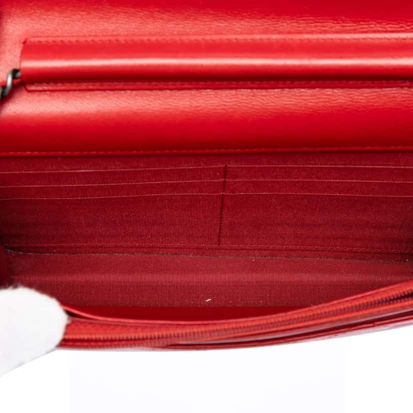 Chanel Quilted Lambskin Boy Wallet On Chain Red Leather Very good condition - Model View