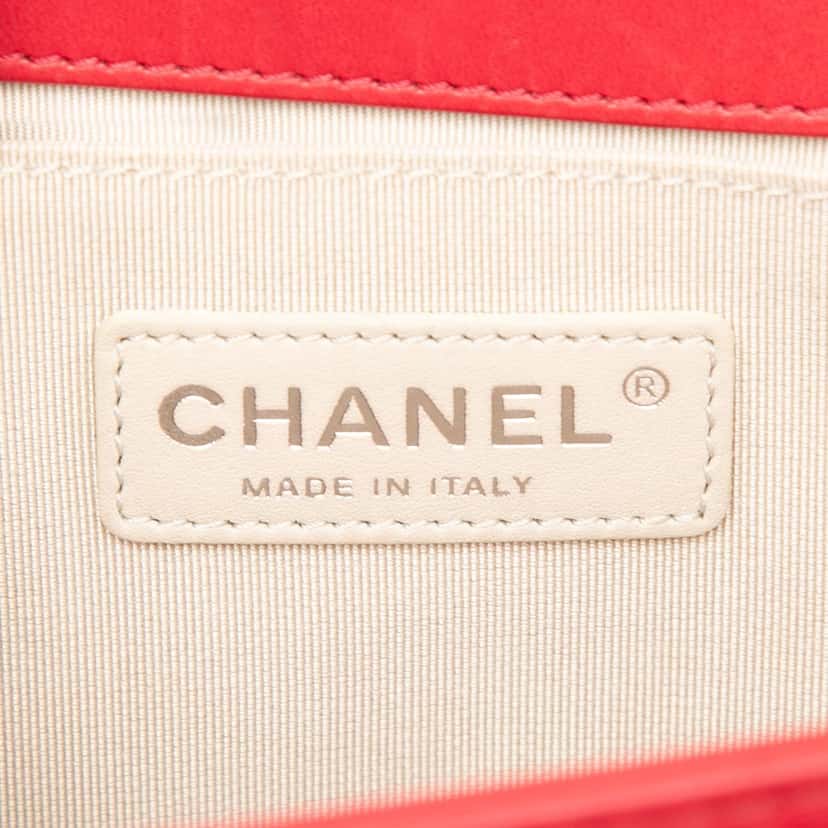 Chanel Old Medium Quilted Perforated Lambskin Boy Flap Red Leather Very good condition - Box View