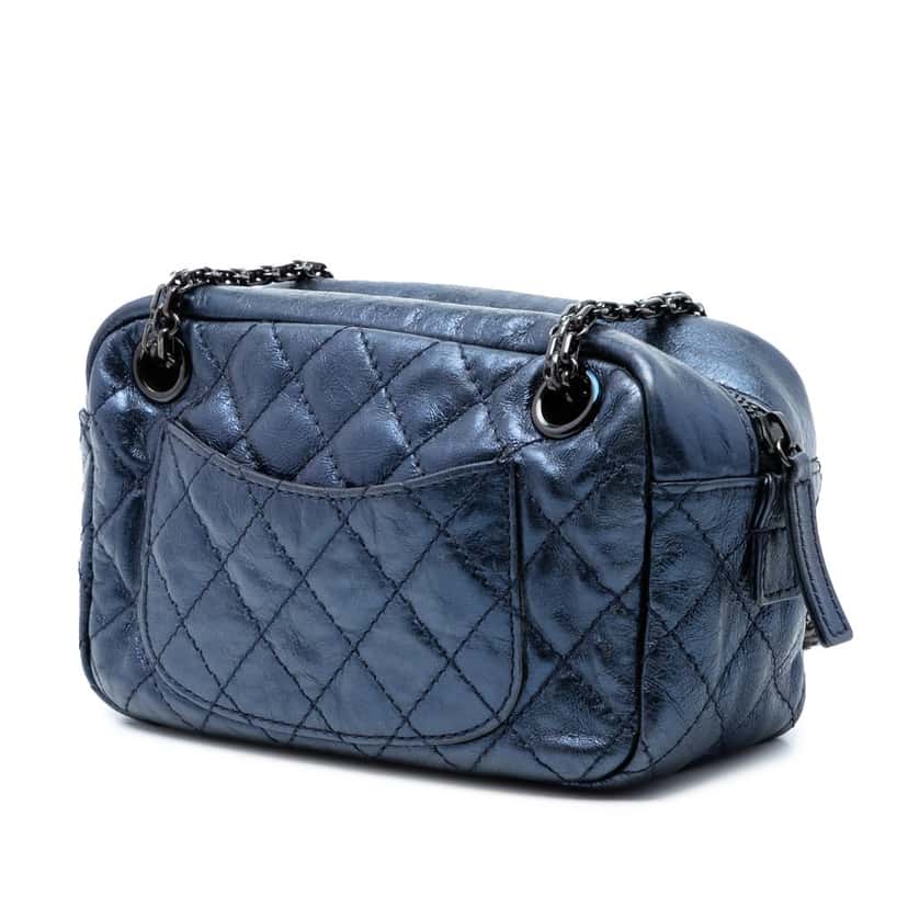 Chanel Small Metallic Quilted Aged Calfskin Reissue Camera Bag Blue Leather Very good condition - Back View