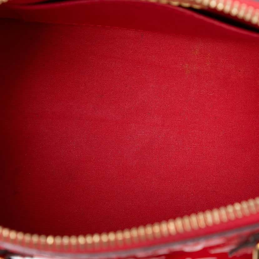 Louis Vuitton Monogram Vernis Alma BB Red Leather Very good condition - Model View