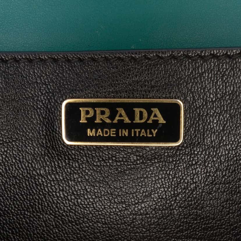 Prada Saffiano Trimmed City Calf Crystal Cahier Crossbody Green Leather Very good condition - Box View