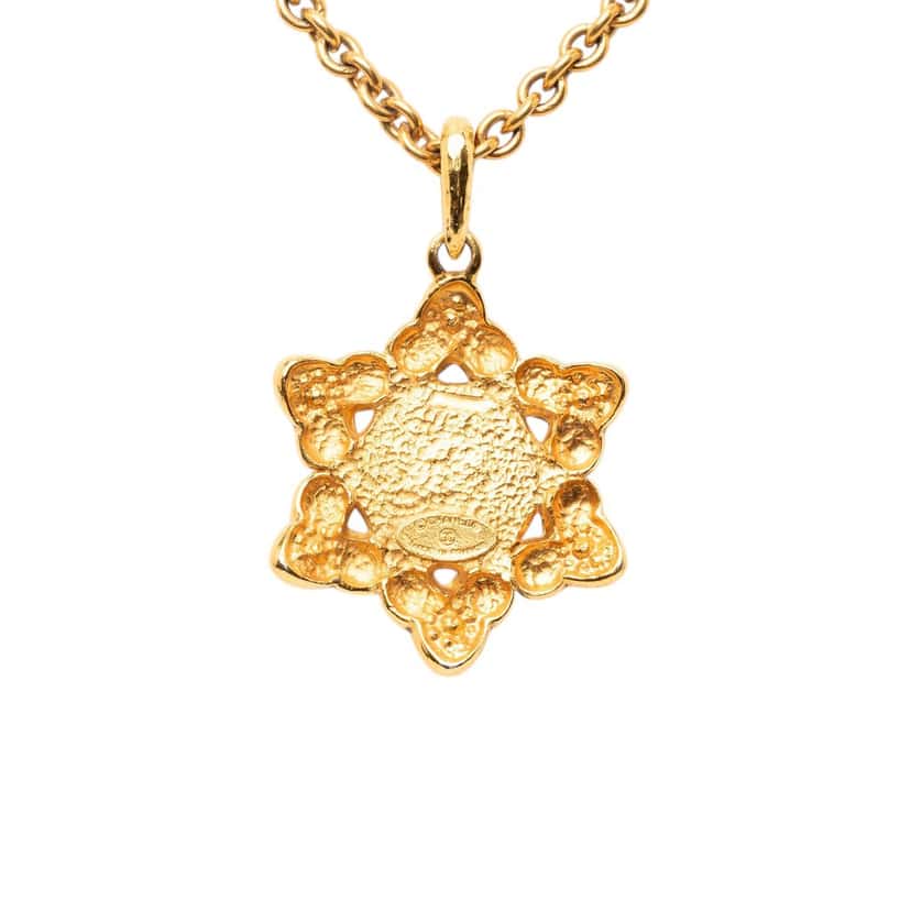 Chanel Gold Plated Faux Pearl 6 Point Star Pendant Necklace Gold Metal Very good condition - Inside View