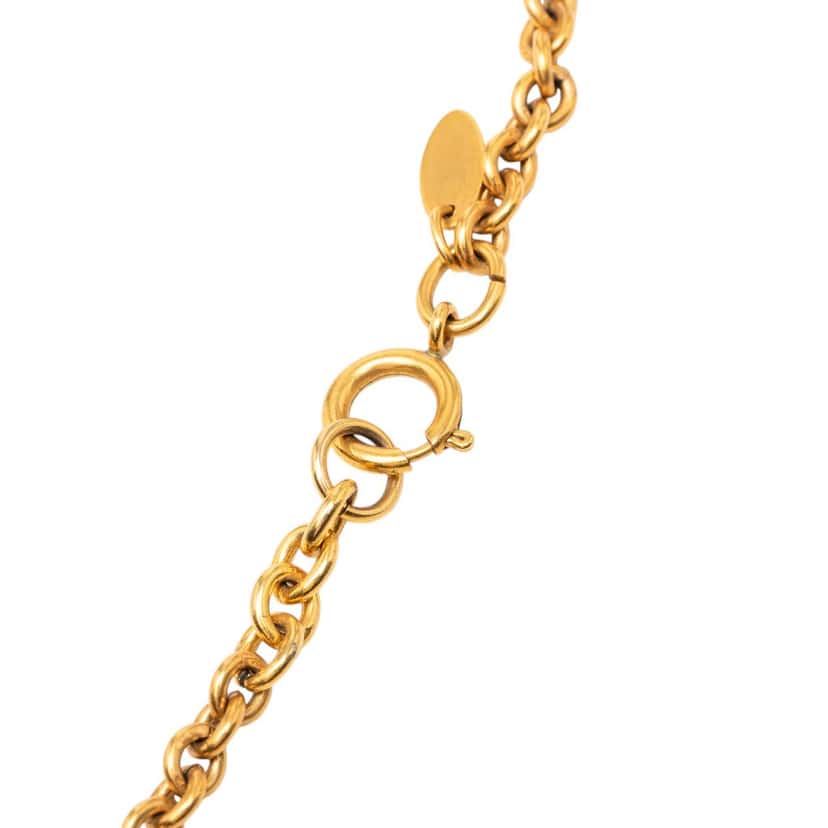 Chanel Gold Plated Faux Pearl 6 Point Star Pendant Necklace Gold Metal Very good condition - Model View