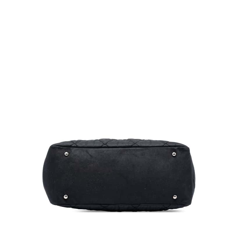 Chanel Medium Quilted Nylon Paris Biarritz Tote Black Very good condition - Inside View