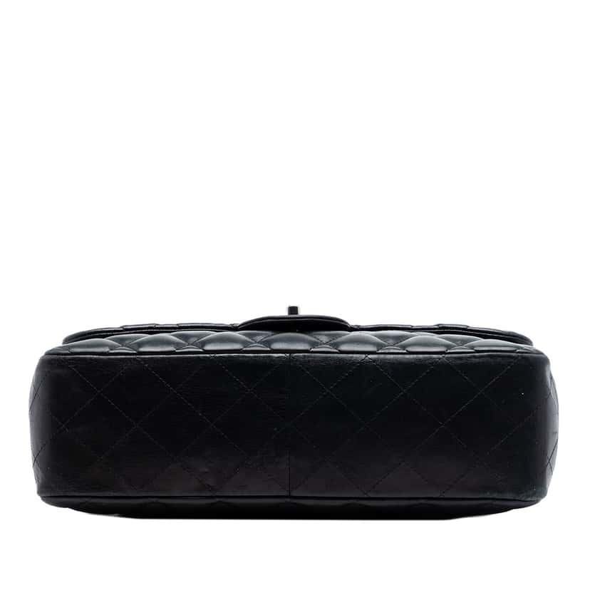 Chanel Jumbo Classic Lambskin Single Flap Black Leather Very good condition - Inside View