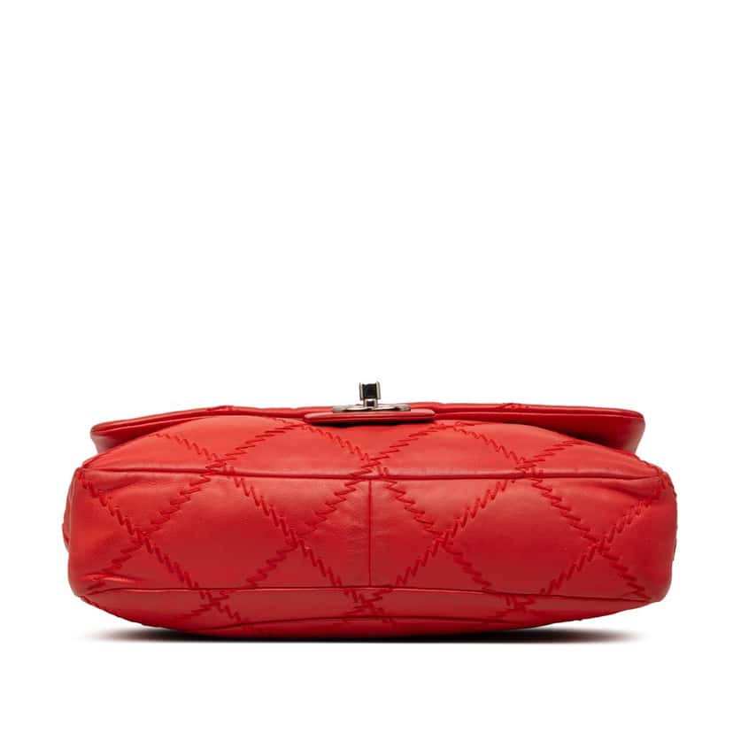 Chanel CC Quilted Lambskin Ultimate Stitch Flap Red Leather Good condition - Inside View