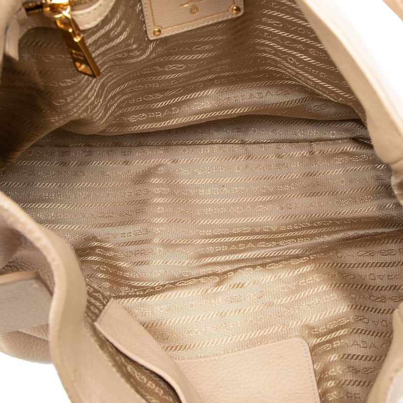 Prada Vitello Daino Side Zip Pocket Hobo Brown Leather Very good condition - Model View