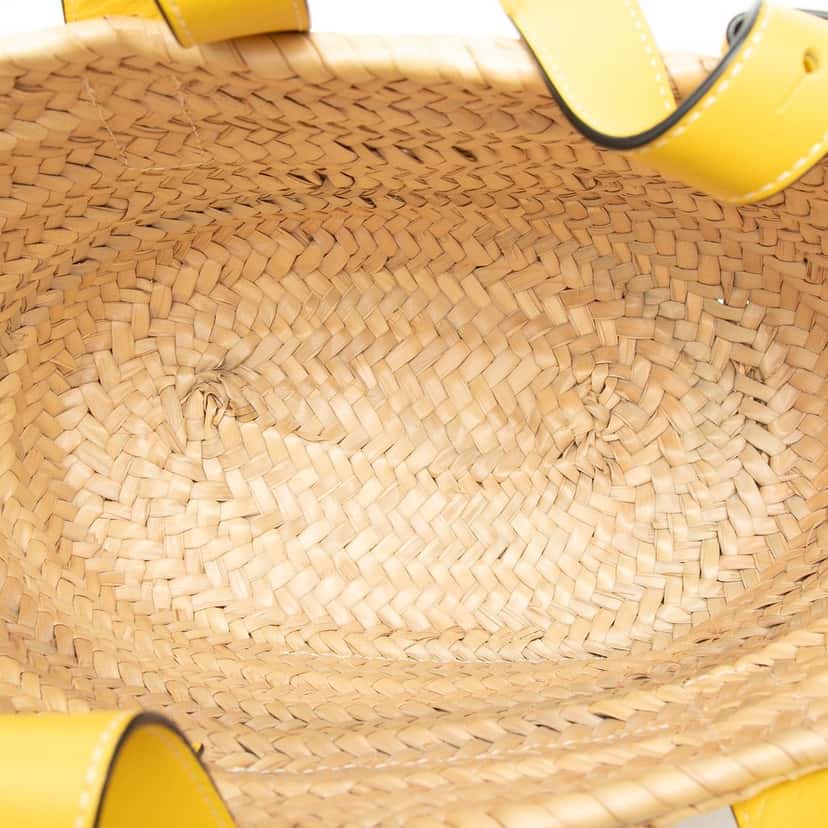 Loewe Small Palm Leaf Basket Tote Beige Very good condition - Model View