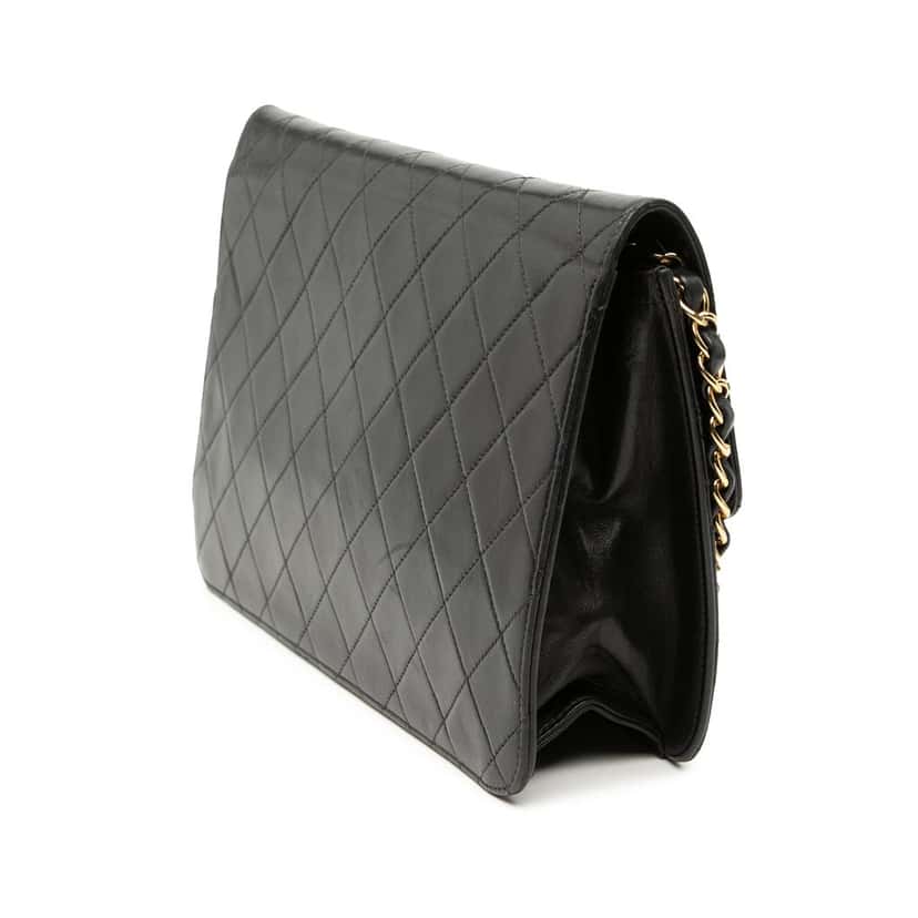 Chanel Medium CC Quilted Lambskin Single Flap Black Leather Very good condition - Back View