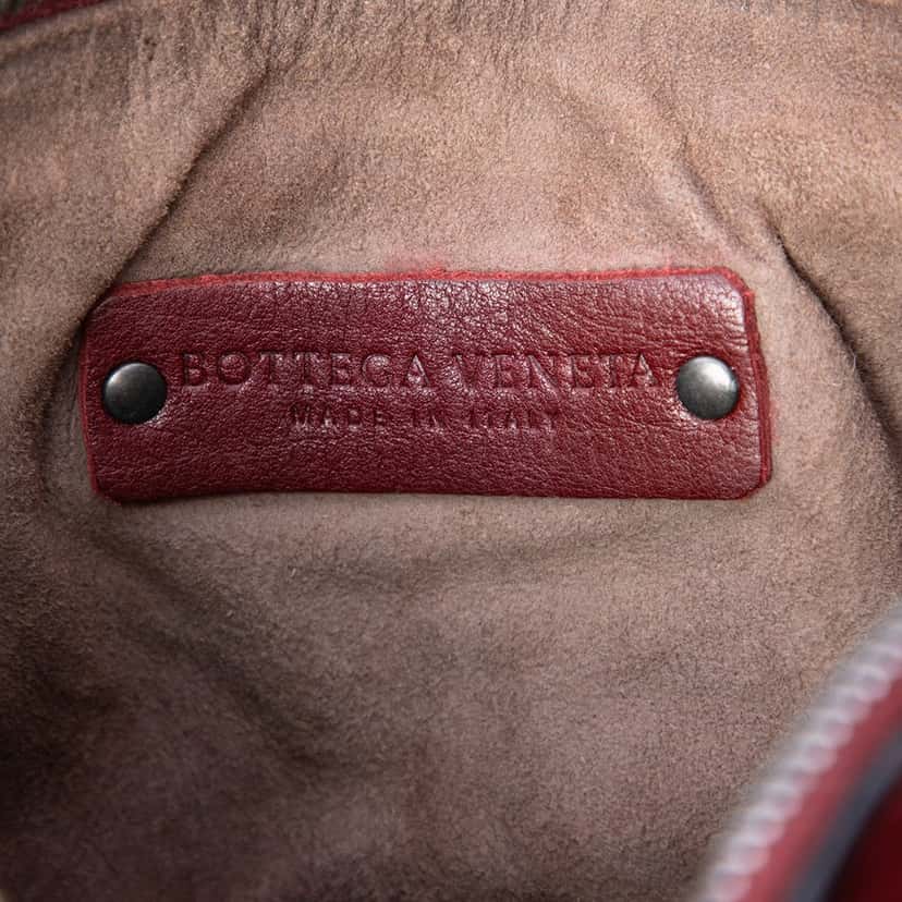 Bottega Veneta Intrecciato Trimmed Multi Pocket Leather Shoulder Bag Red Leather Very good condition - Box View