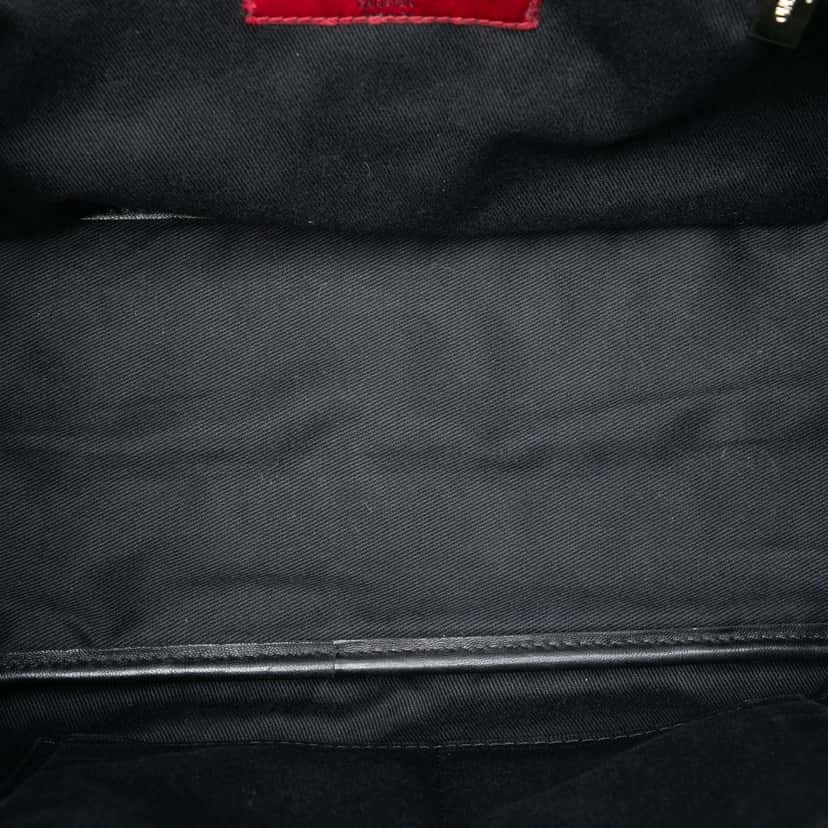 Valentino Small Nappa Petale Tote Black Leather Very good condition - Model View