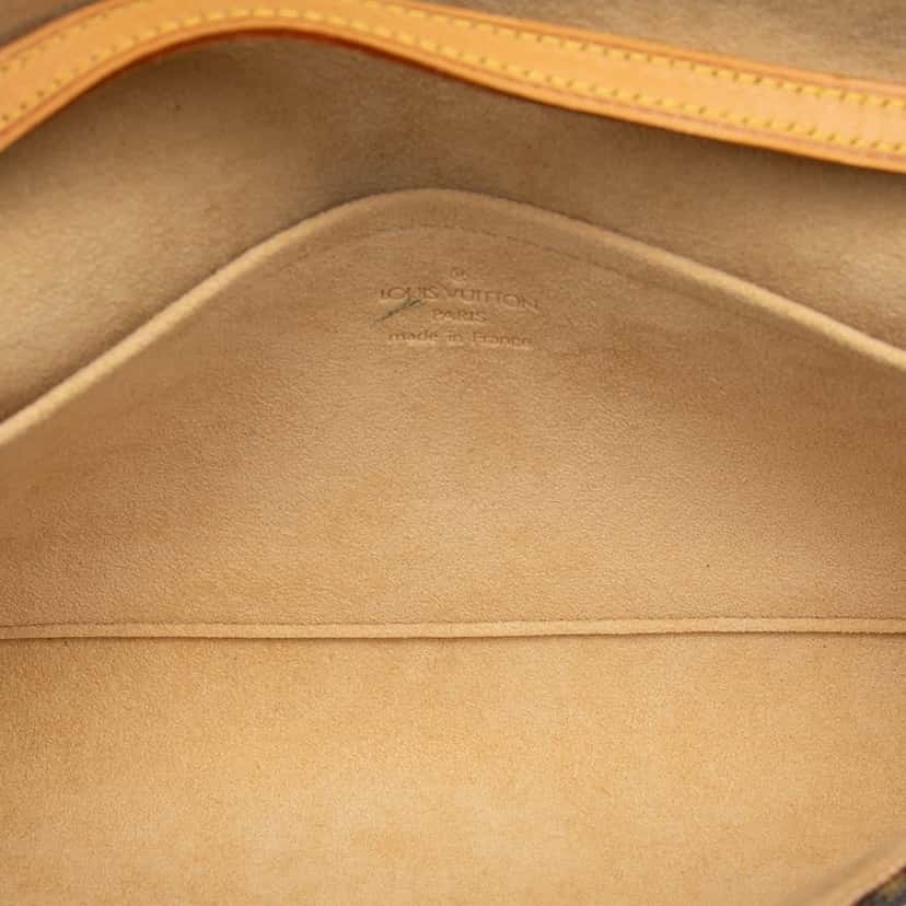 Louis Vuitton Monogram Pochette Twin GM Brown Very good condition - Model View