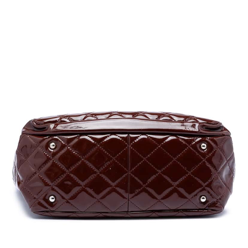 Chanel Large Patent Chic and Glitter Ligne Tote Red Leather Very good condition - Inside View