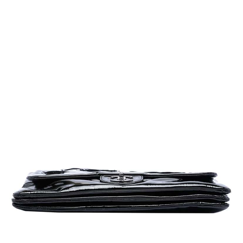 Chanel Patent Camellia Flap Bag Black Leather Very good condition - Inside View