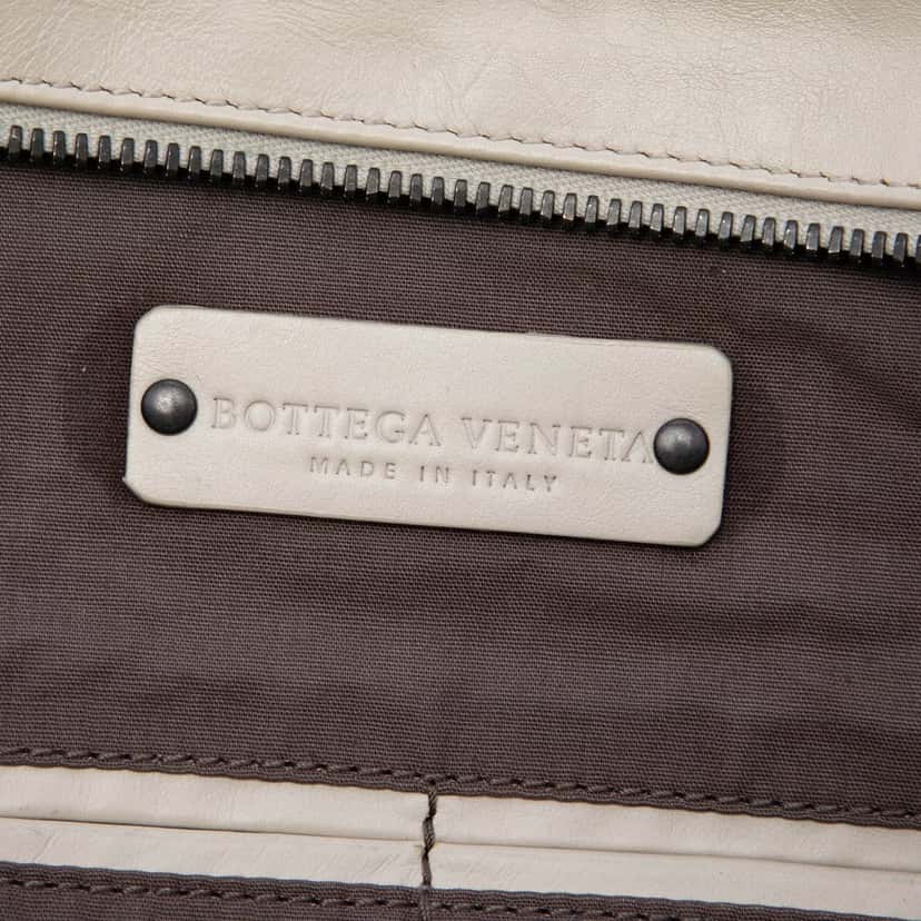 Bottega Veneta Intrecciato Trimmed Nappa Business Bag White Leather Very good condition - Box View