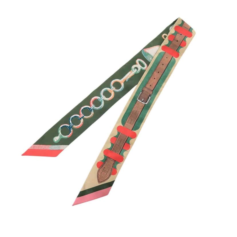 Hermès Inventaire Poetique de Brides a Bloc Silk Twilly Scarf Green Very good condition - Front View