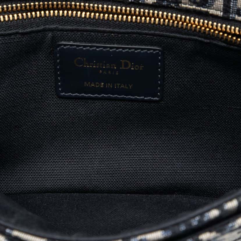 Dior Oblique Canvas 30 Montaigne Clutch With Chain Blue Very good condition - Model View