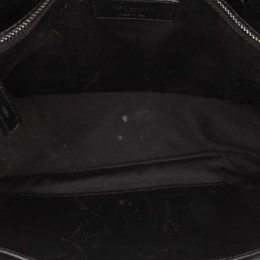 Saint Laurent Medium Crinkled Calfskin Niki Black Leather Very good condition - Model View