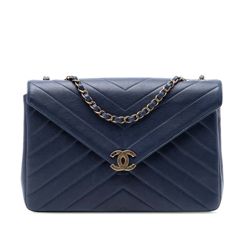 Chanel Medium Chevron Calfskin Coco Envelope Flap Blue Leather Very good condition - Front View