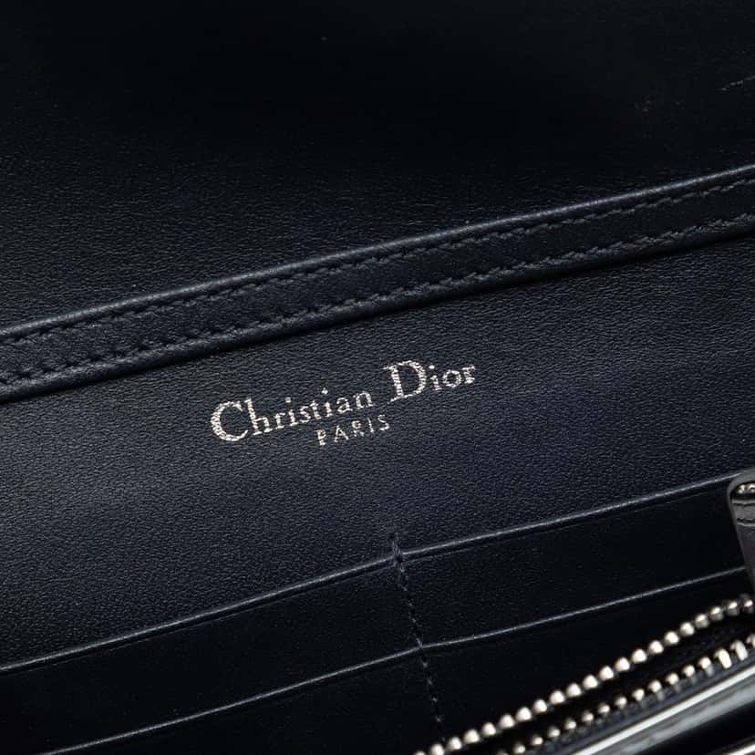 Dior Metallic Patent Microcannage Diorama Wallet on Chain Silver Leather Very good condition - Box View