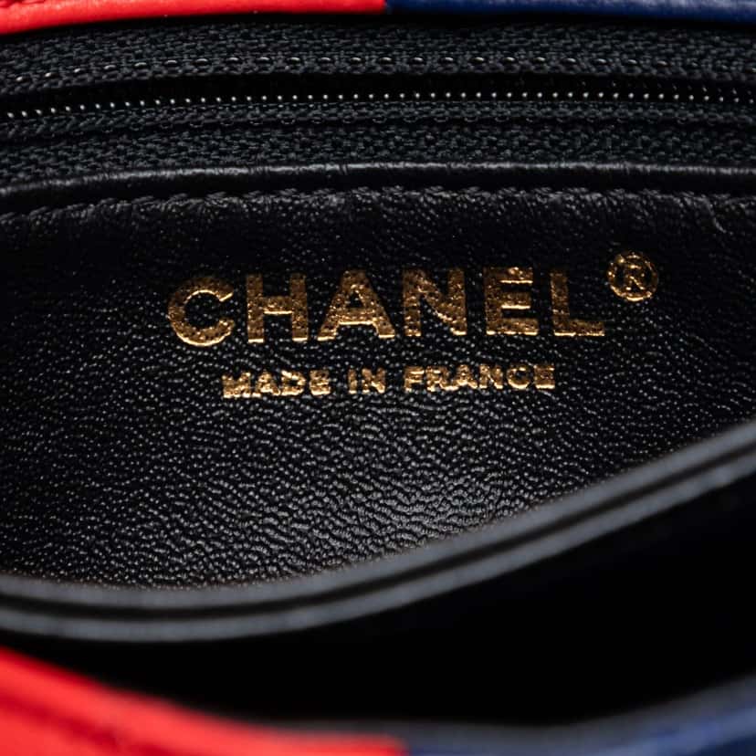 Chanel Quilted Lambskin Colorblock Pagoda Flap Black Leather Very good condition - Box View