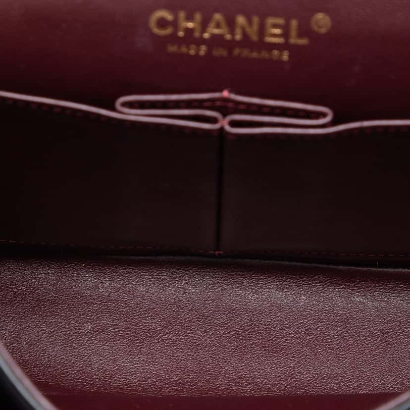 Chanel Small Classic Lambskin Double Flap Black Leather Good condition - Model View