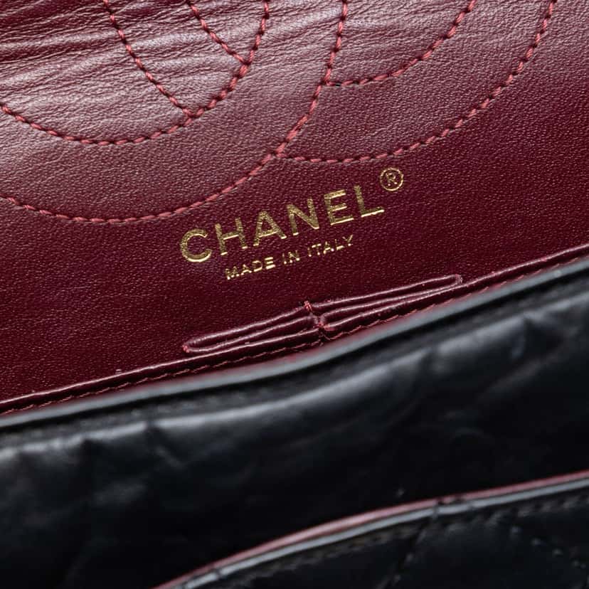 Chanel Quilted Aged Calfskin Reissue 2.55 Double Flap 226 Black Leather Very good condition - Box View