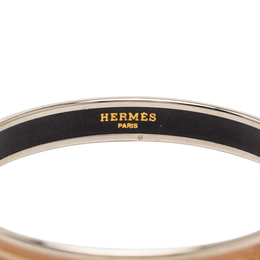 Hermès Narrow Enamel Intertwined Rope Bangle 62 Pink Very good condition - Model View