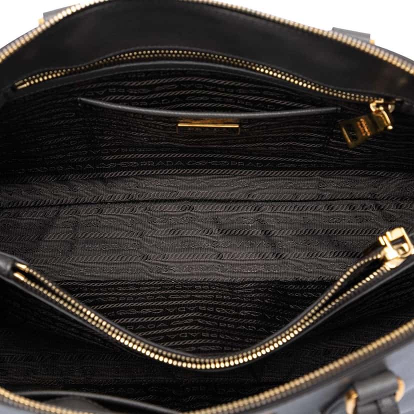 Prada Large Saffiano Lux Promenade Satchel Other Leather Very good condition - Model View