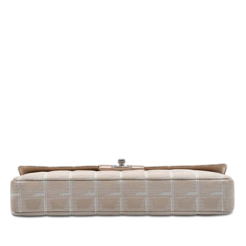 Chanel New Travel Line Nylon East West Flap Beige Very good condition - Inside View