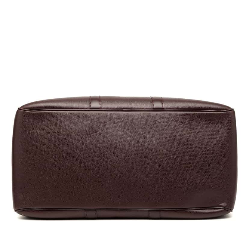 Louis Vuitton Taiga Kendall PM Red Leather Very good condition - Inside View