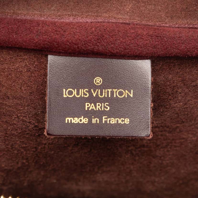 Louis Vuitton Taiga Kendall PM Red Leather Very good condition - Box View