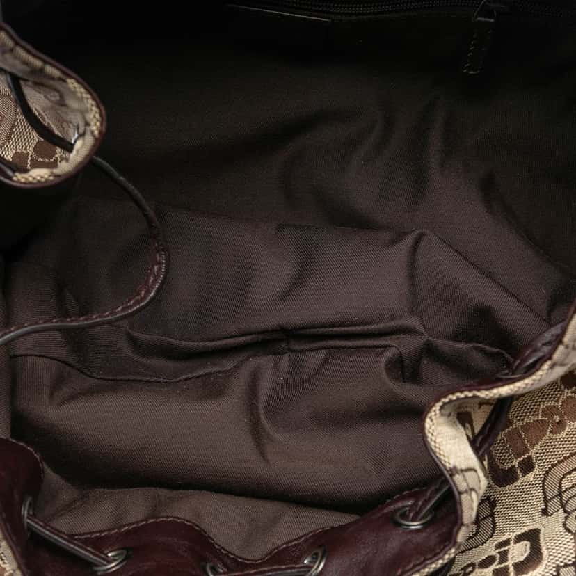 Gucci Horsebit Canvas Hobo Beige Very good condition - Model View