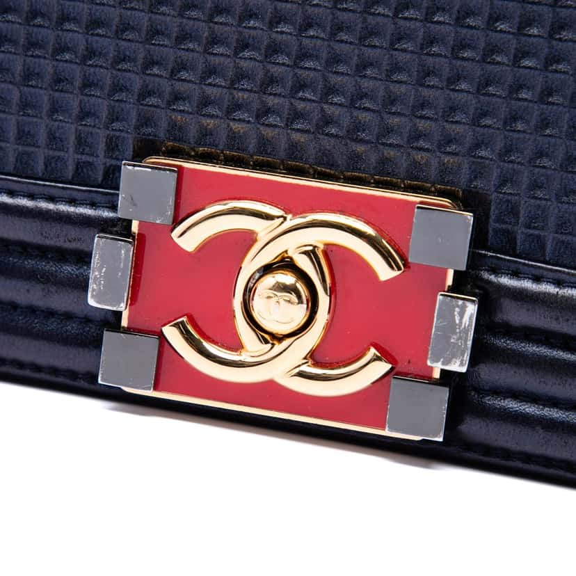 Chanel Old Medium Lambskin Embossed Cube Boy Flap Blue Leather Very good condition - Box View
