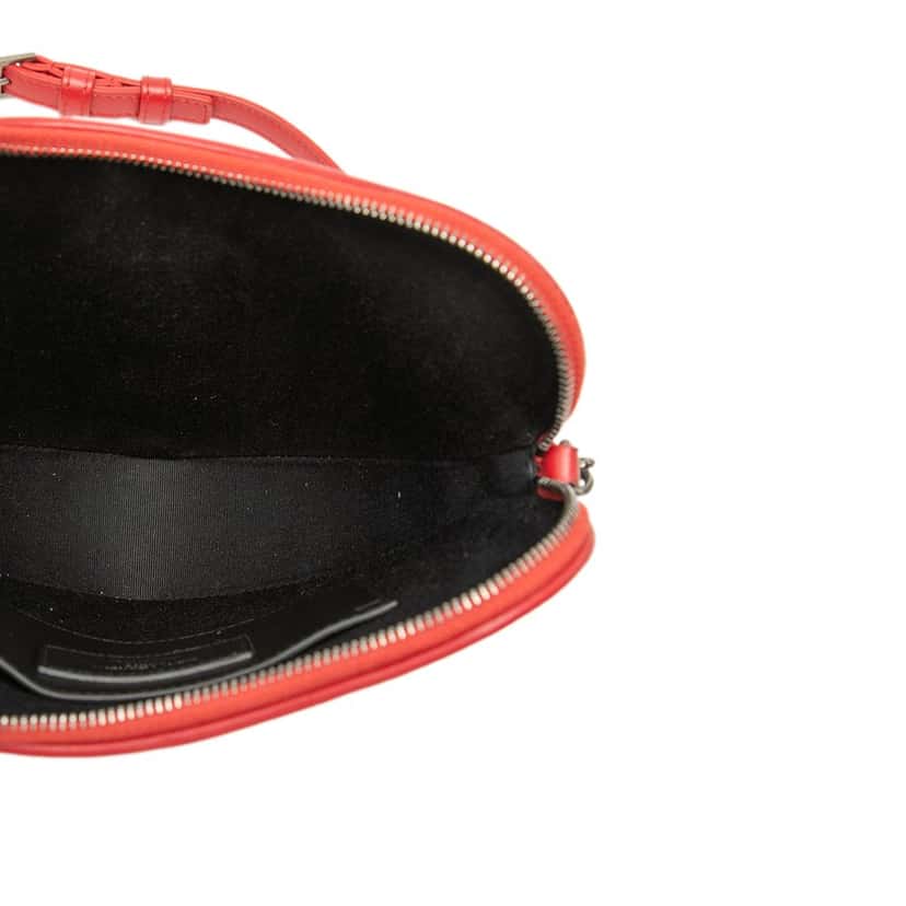 Saint Laurent Calfskin Monogram Sac Coeur Tassel Crossbody Red Leather Very good condition - Model View