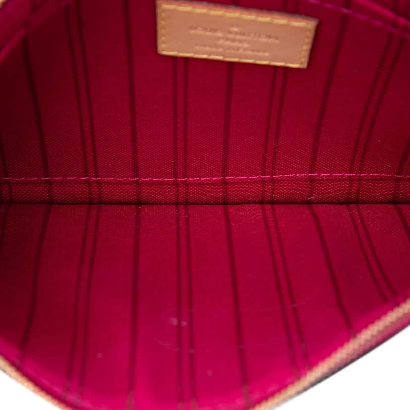 Louis Vuitton Monogram Patches Neverfull MM Pouch Brown Very good condition - Model View