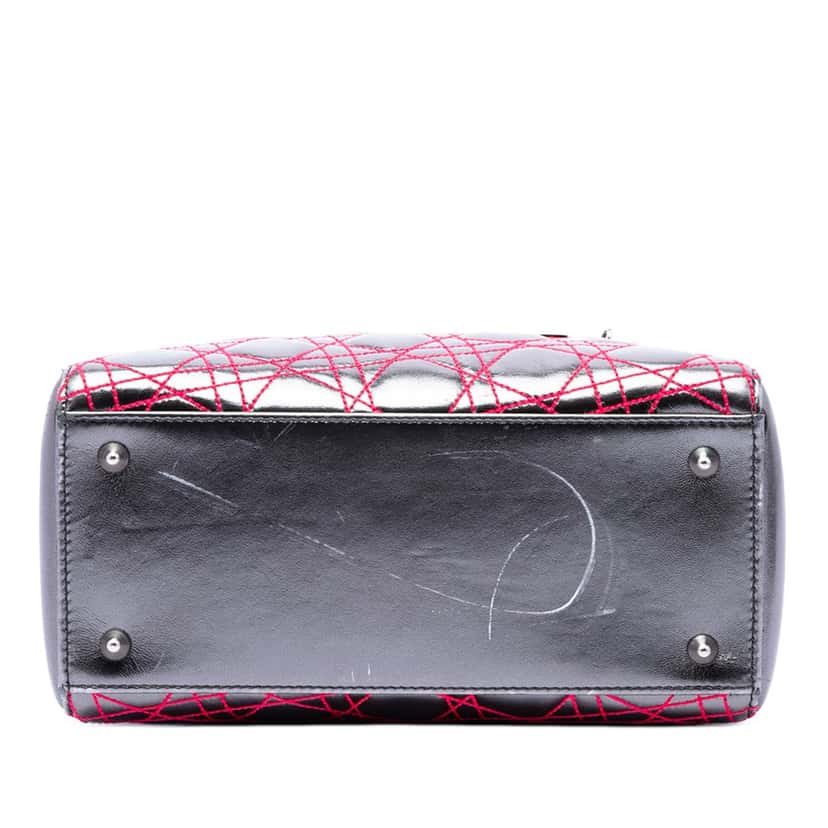 Dior Anselm Reyle Medium Metallic Lambskin Cannage Lady Dior Other Leather Very good condition - Inside View