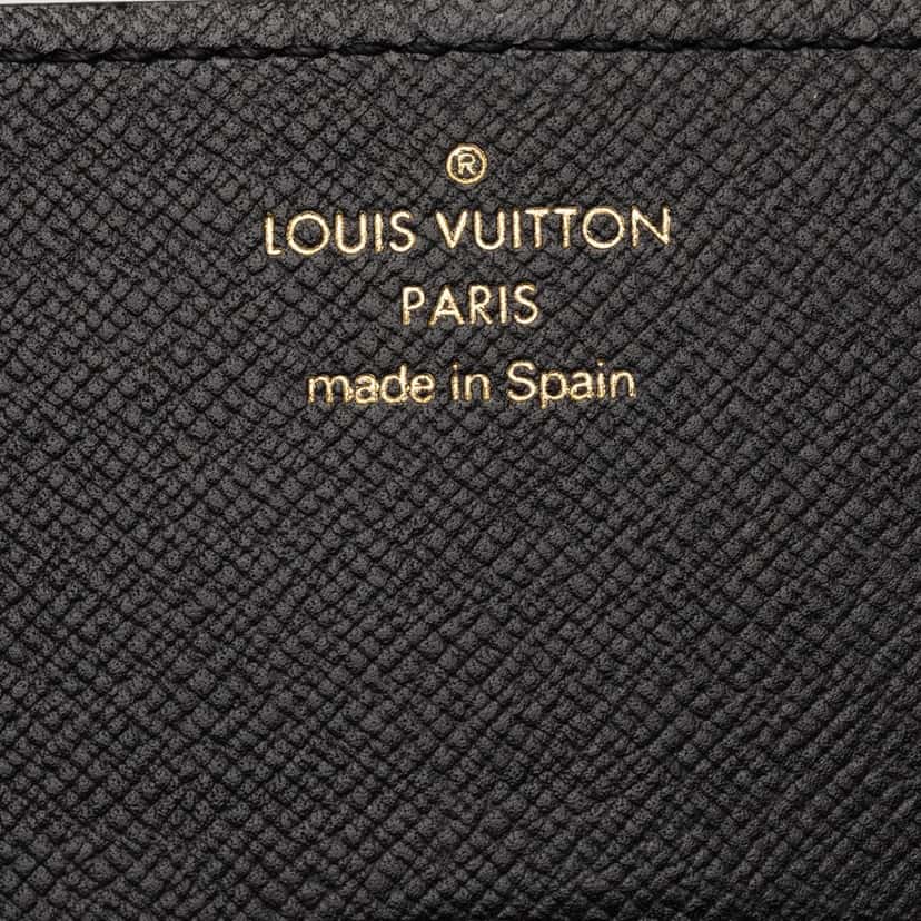 Louis Vuitton Epi Envelope Business Card Holder Black Leather Very good condition - Box View