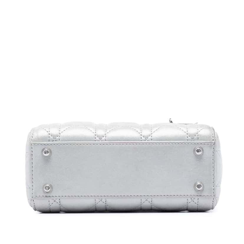 Dior Mini Iridescent Lambskin Cannage Lady Dior Silver Leather Very good condition - Inside View