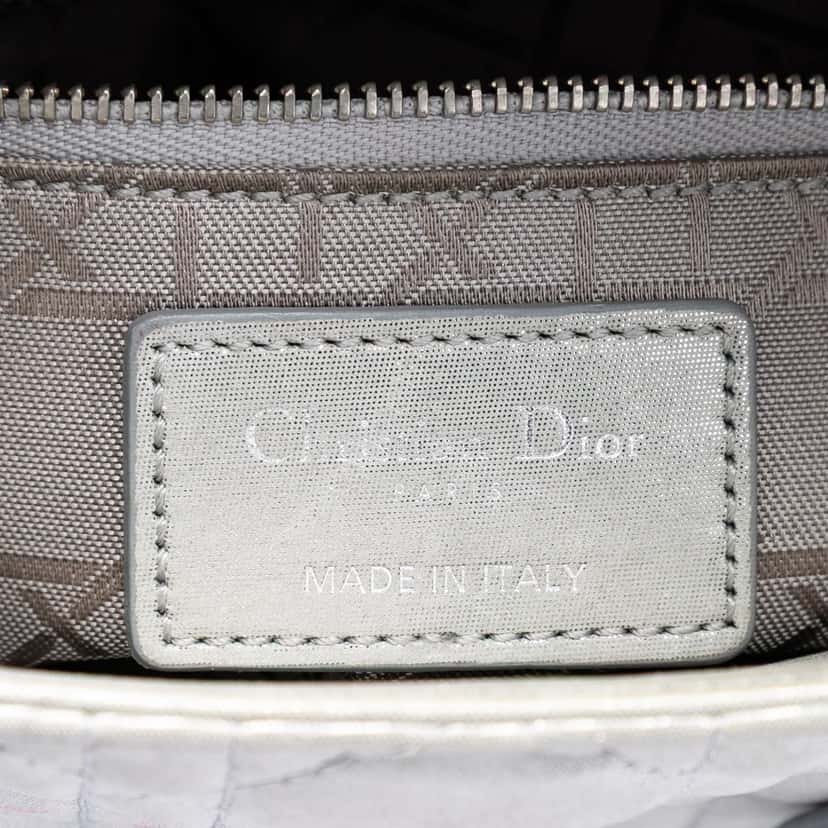Dior Mini Iridescent Lambskin Cannage Lady Dior Silver Leather Very good condition - Box View