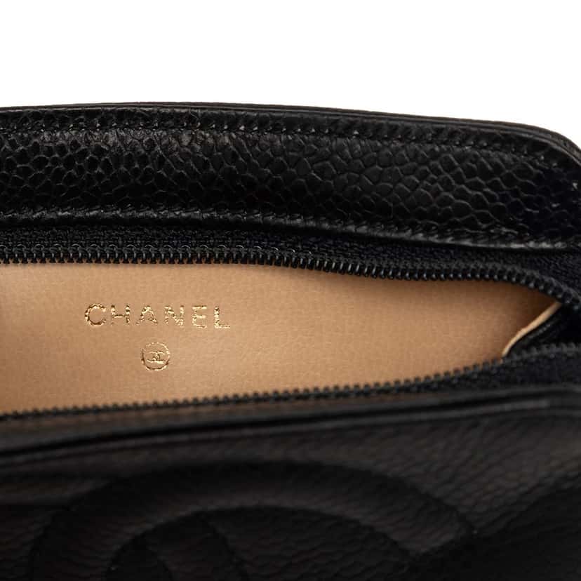 Chanel CC Caviar Cosmetic Pouch Black Leather Very good condition - Box View