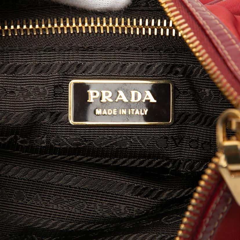 Prada Tessuto Shoulder Bag Red Very good condition - Box View