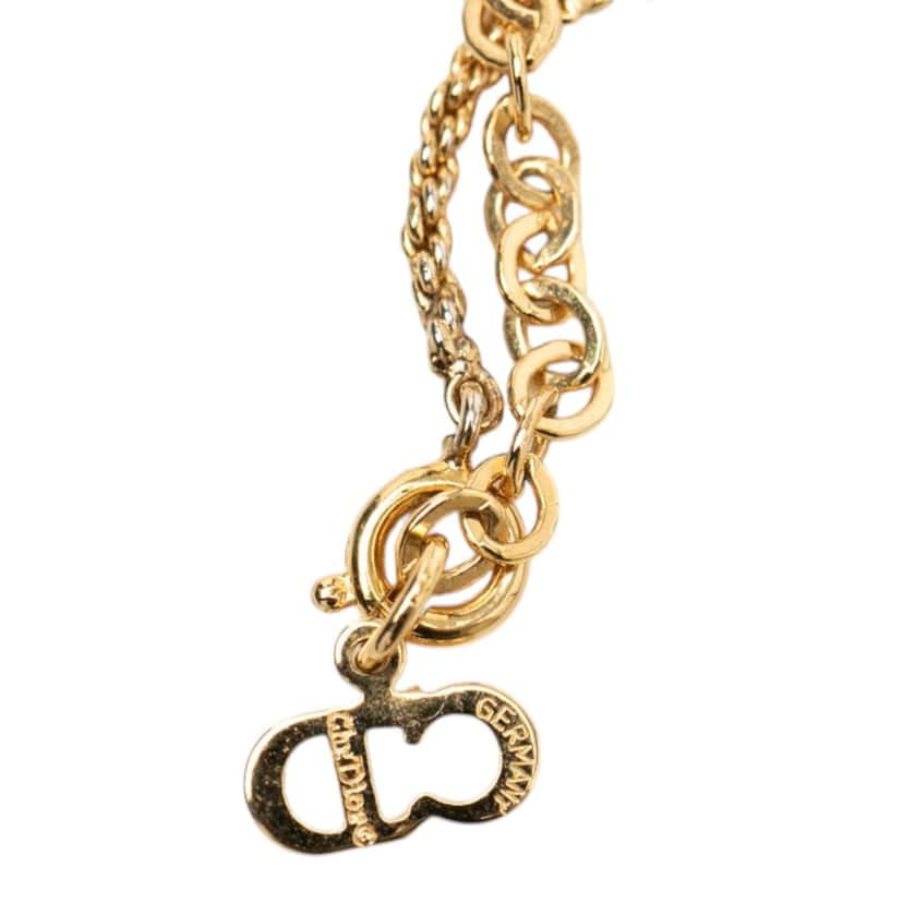 Dior Gold Plated Ribbon CD Logo Pendant Necklace Gold Metal Very good condition - Model View
