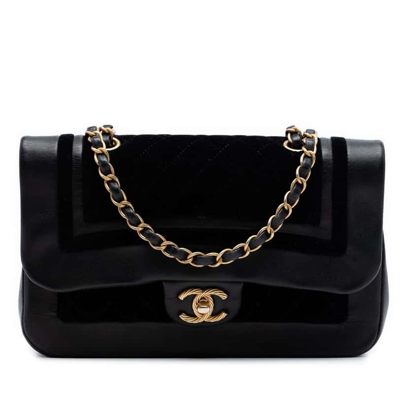 Chanel Paris Cosmopolite Medium Velvet and Metallic Lambskin Flap Black Very good condition - Front View