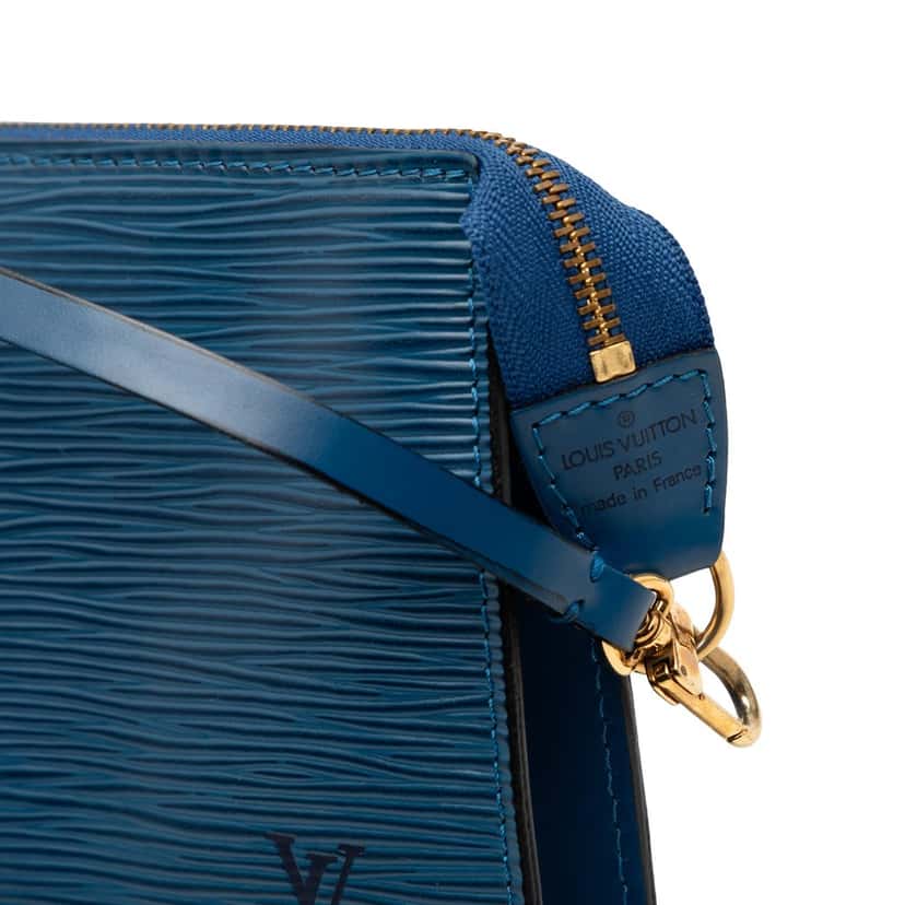 Louis Vuitton Epi Pochette Accessoires Blue Leather Very good condition - Box View